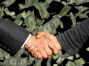 first settlement offer from insurance company